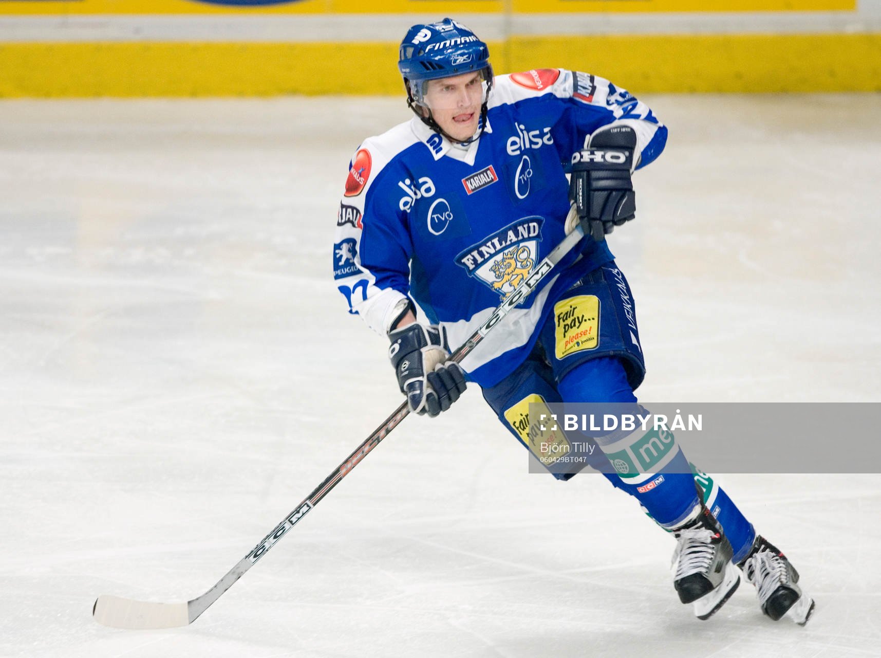 Tommi Santala, Finland