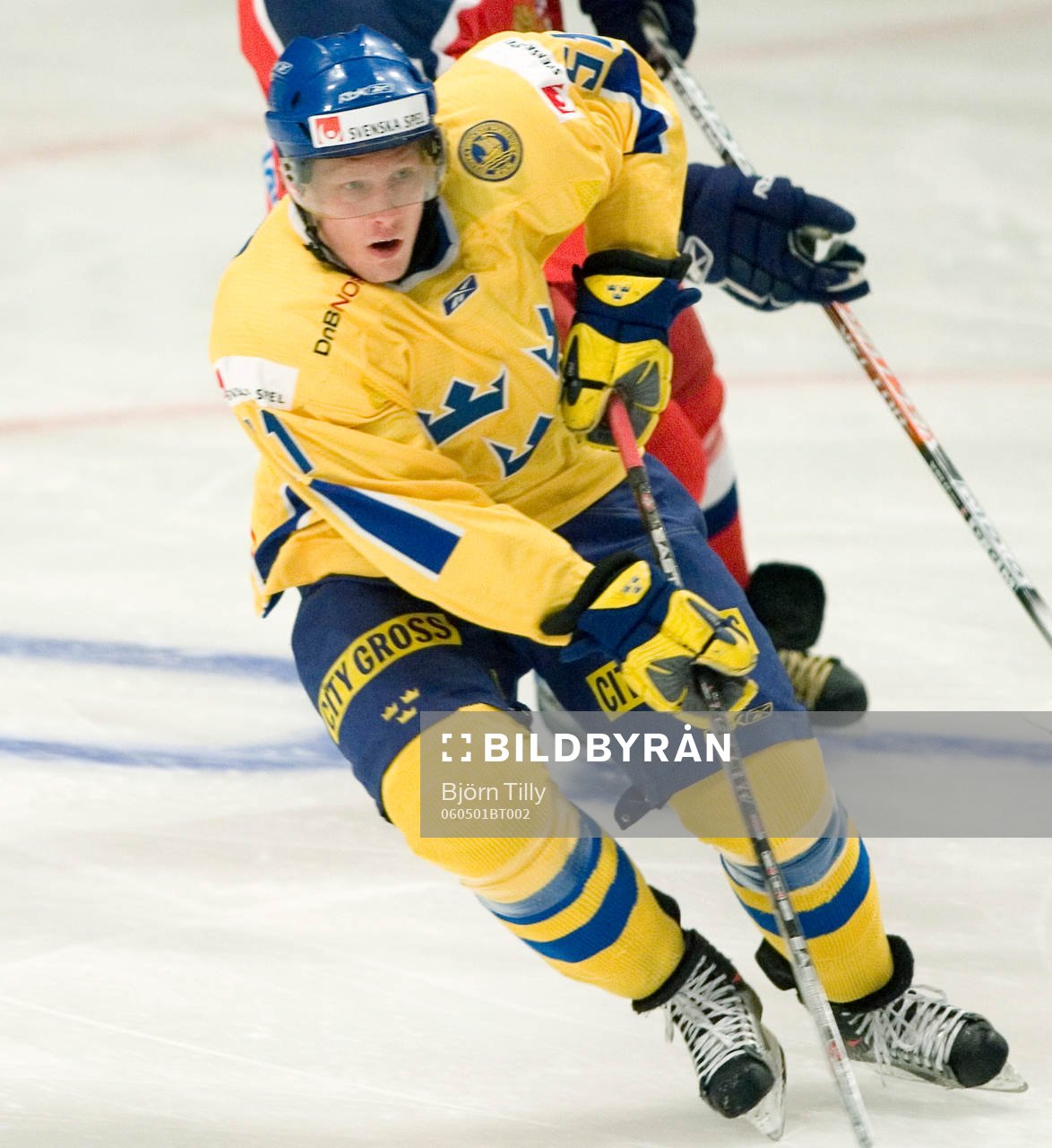Mika Hannula, Sverige