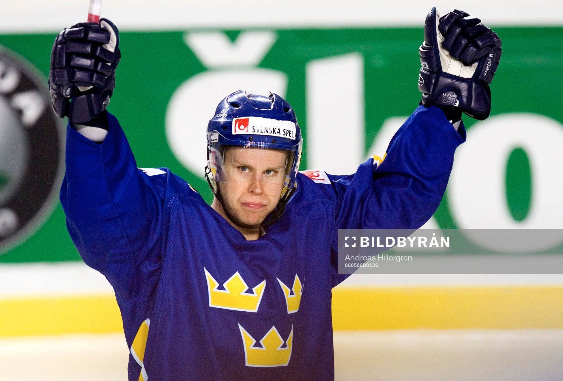 Fredrik Emvall, gör Sveriges första mål, jubel med