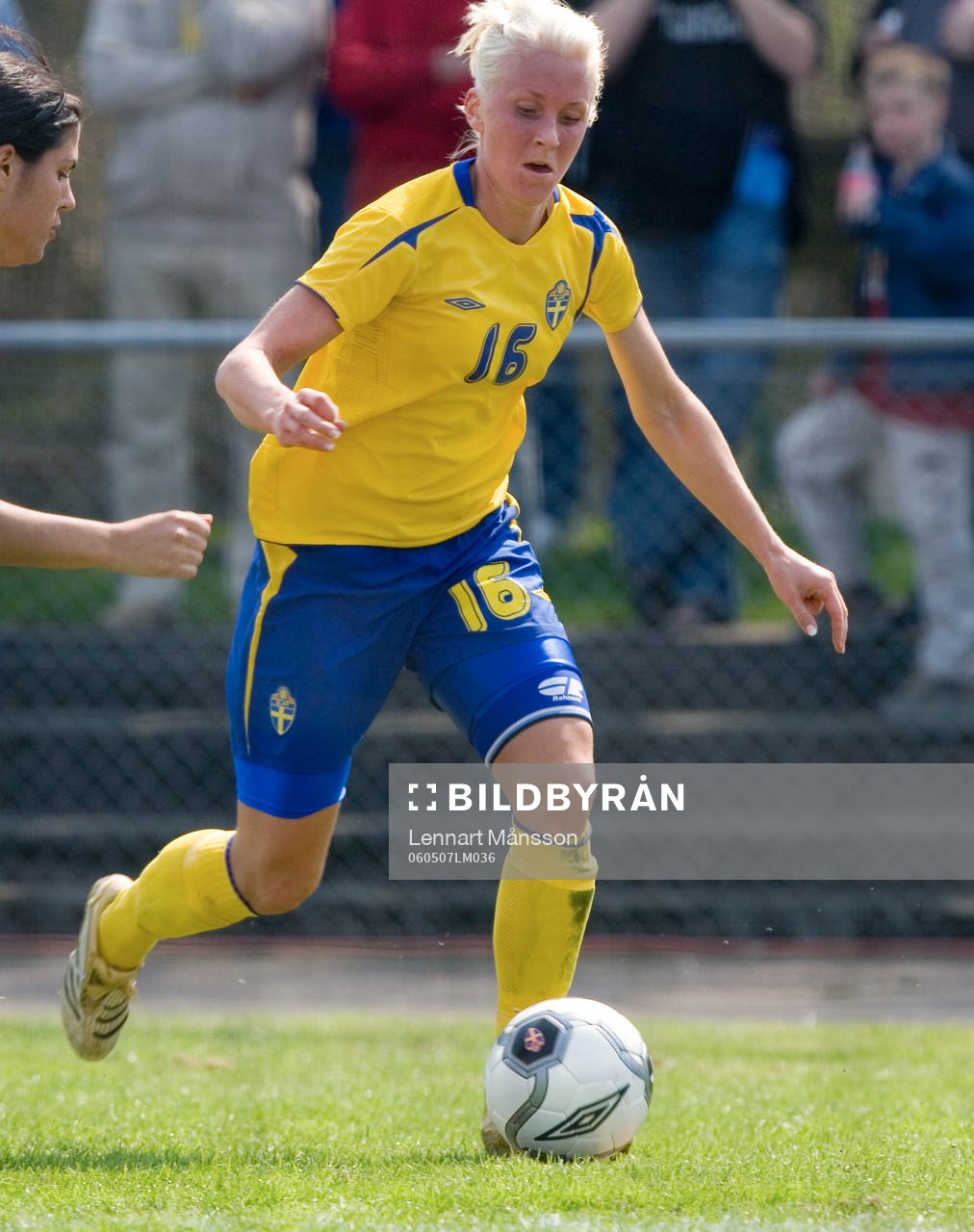 Caroline Näfver, Sverige