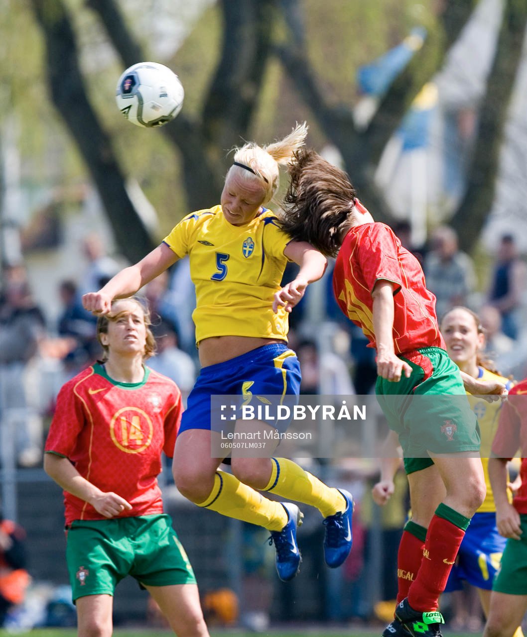 Caroline Seger, Sverige