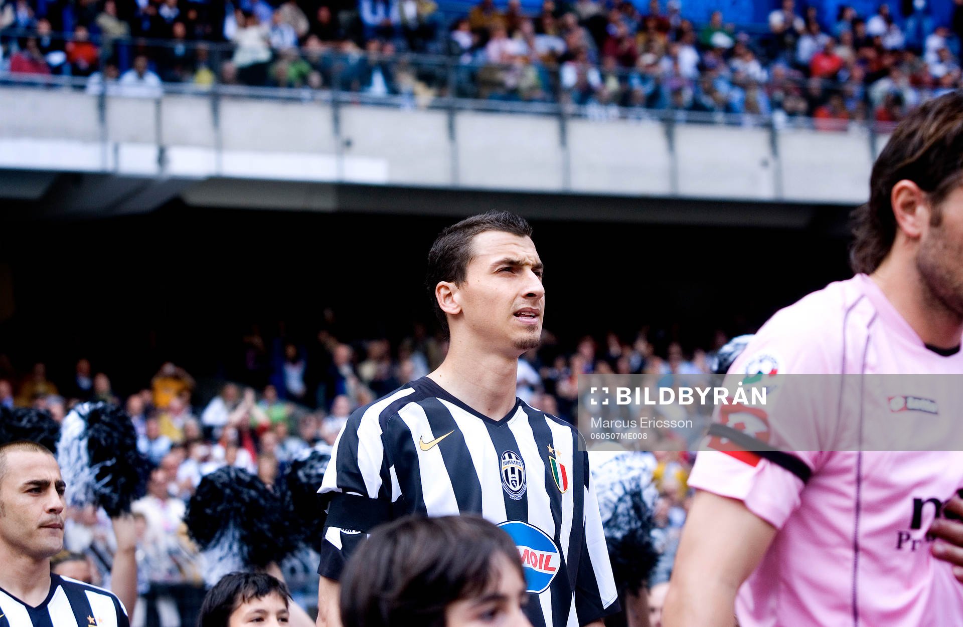 Zlatan Ibrahimovic gör entre på planen