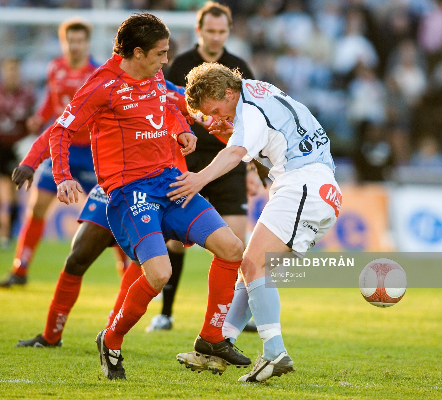 HIF:s Babis Stefanidis skjuter förbi Joakim Nilsson