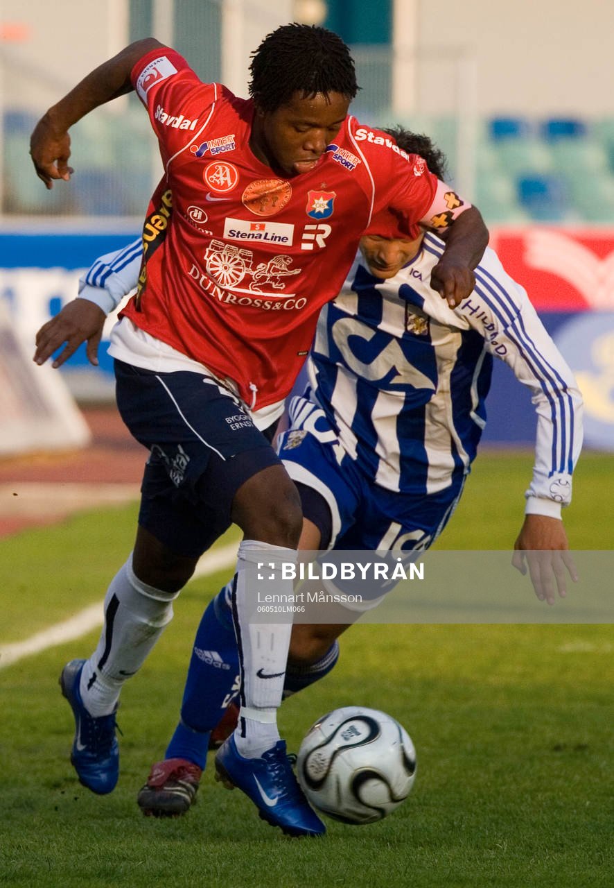 Boyd Mwila drar förbi Andreas Vasques