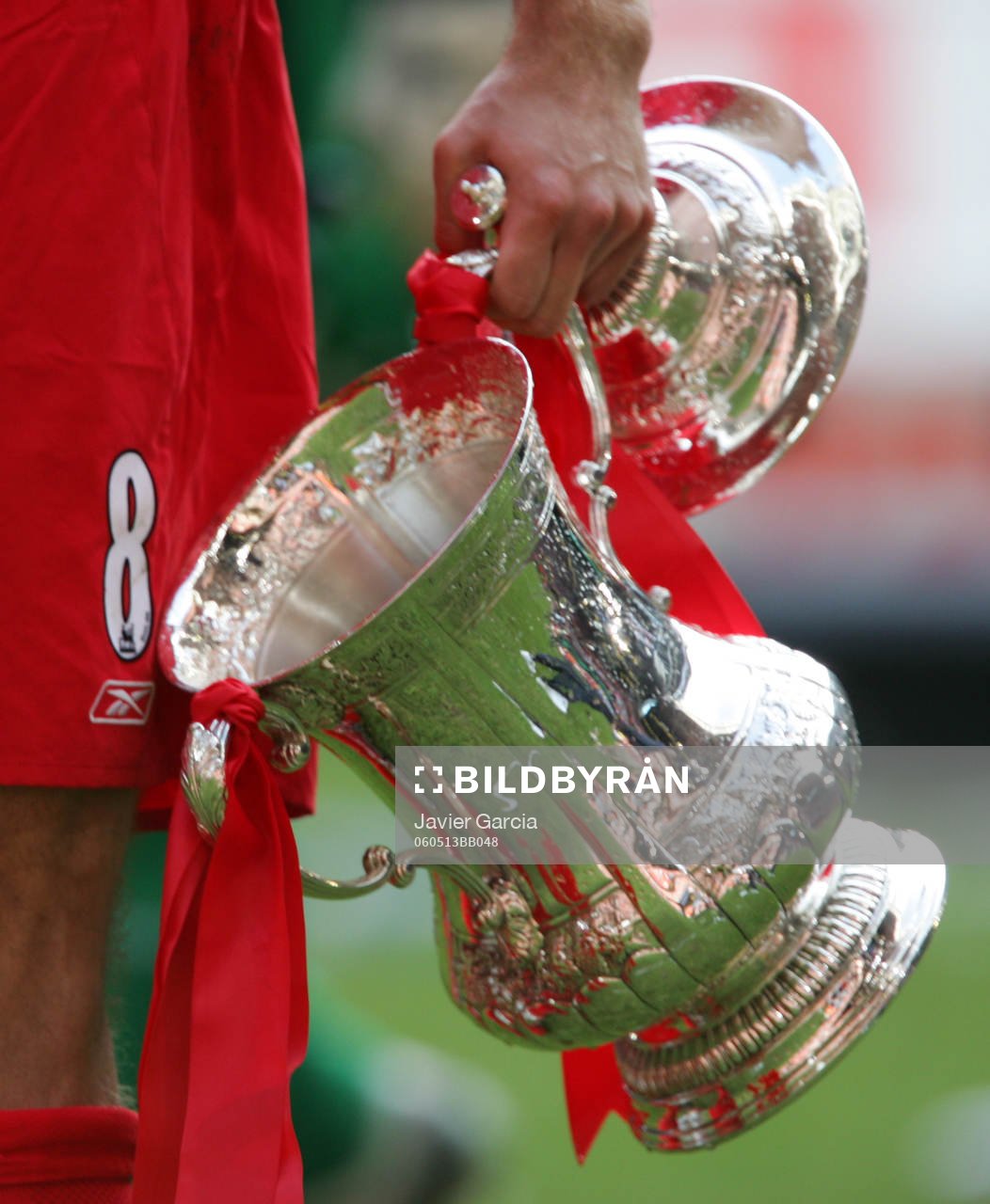 Steven Gerrard, Liverpool med FA Cup Pokalen (Pokal)