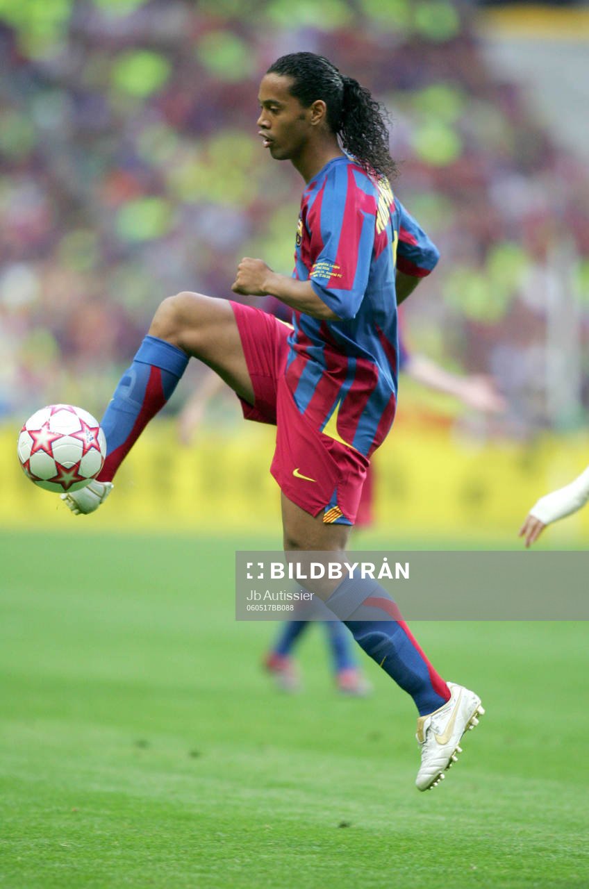 Ronaldinho, Barcelona