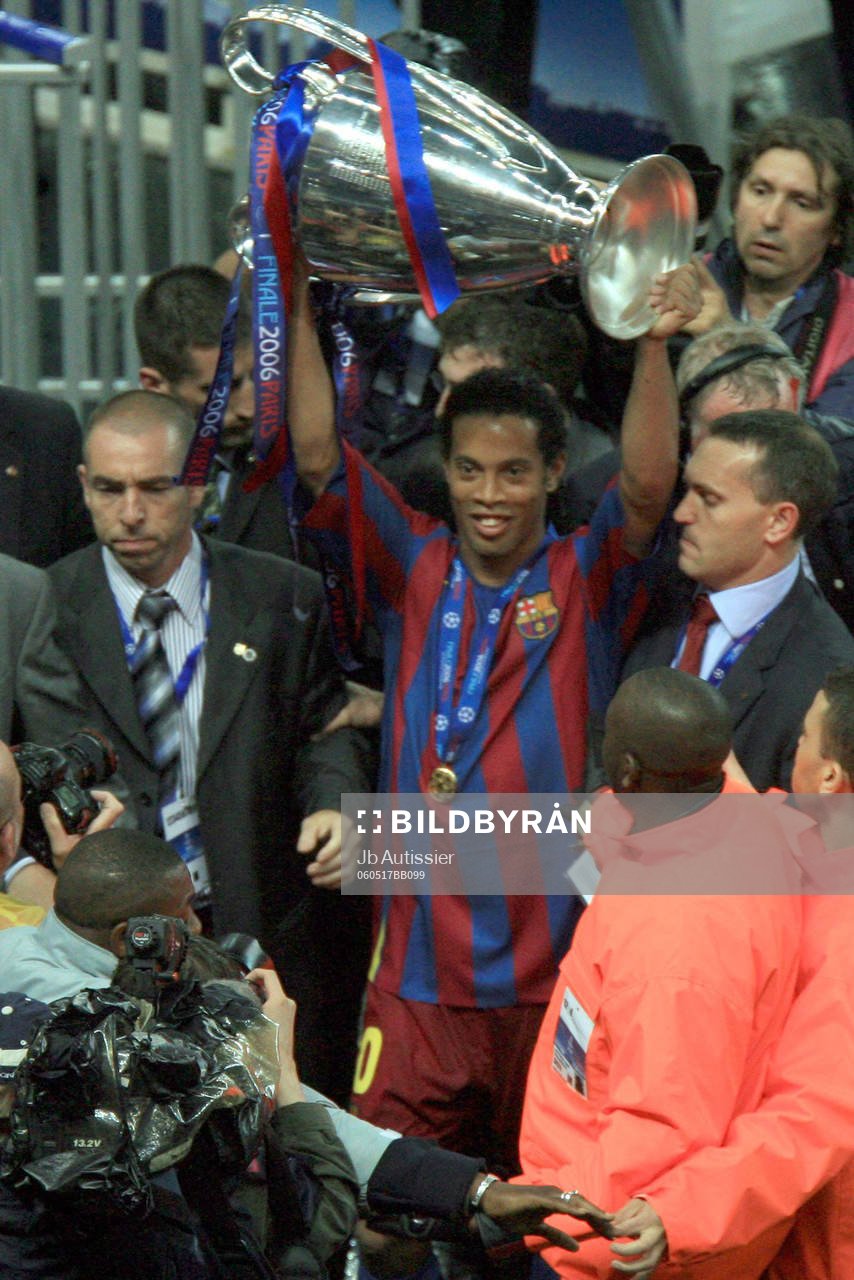 Ronaldinho, Barcelona (Jubel, Pokal)