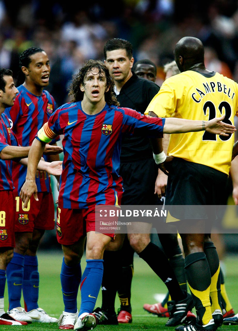 Carles Puyol, Barcelona protesterar mot bortdömt mål