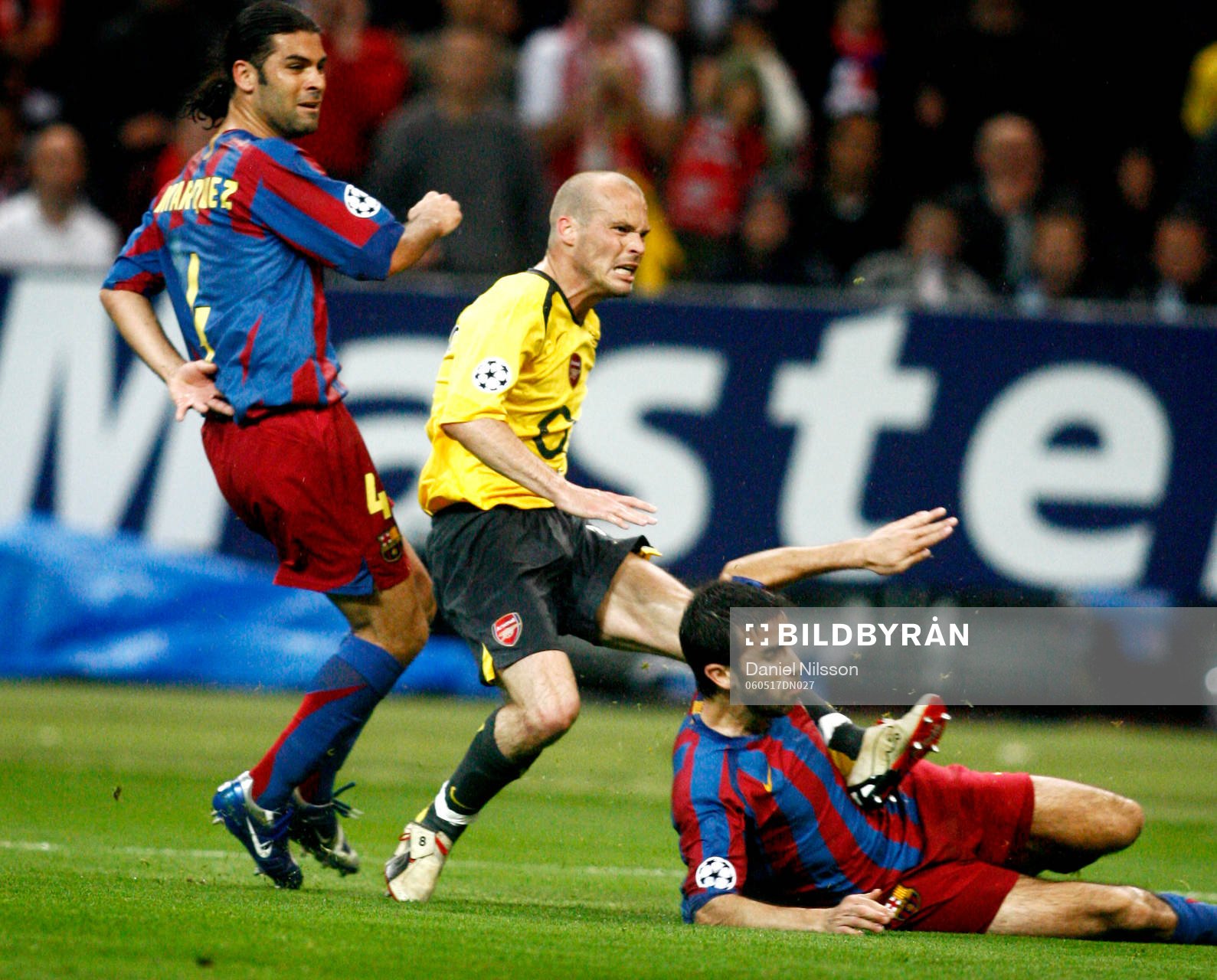 Fredrik Ljungberg, Arsenal får tackling på fot av Marquez