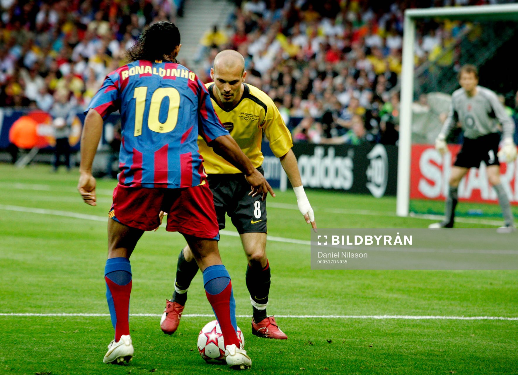 Ronadlinho, Barcelona och Fredrik Ljungberg, Arsenal