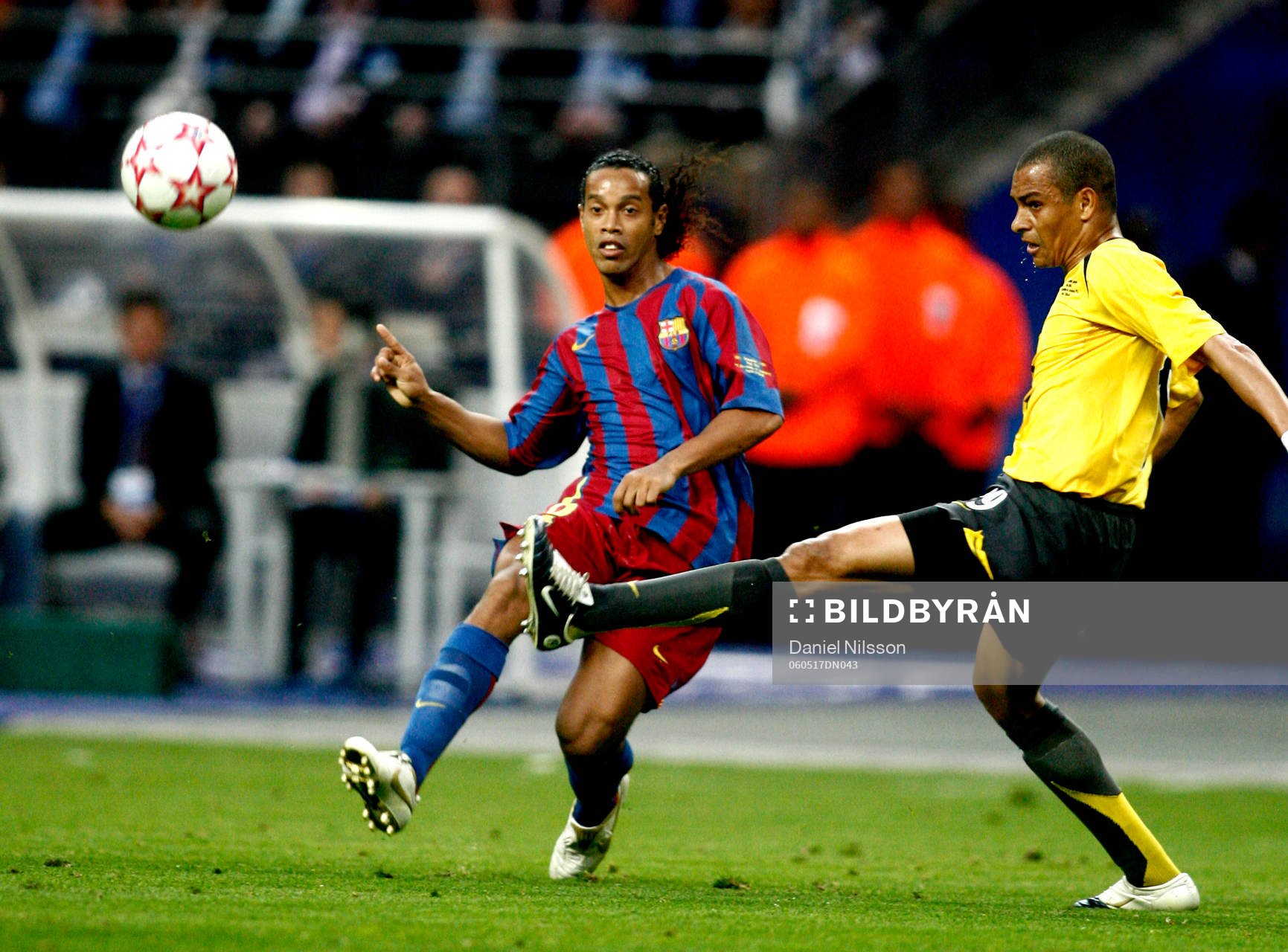 Ronaldinho, Barcelona och Gilberto Silva, Arsenal