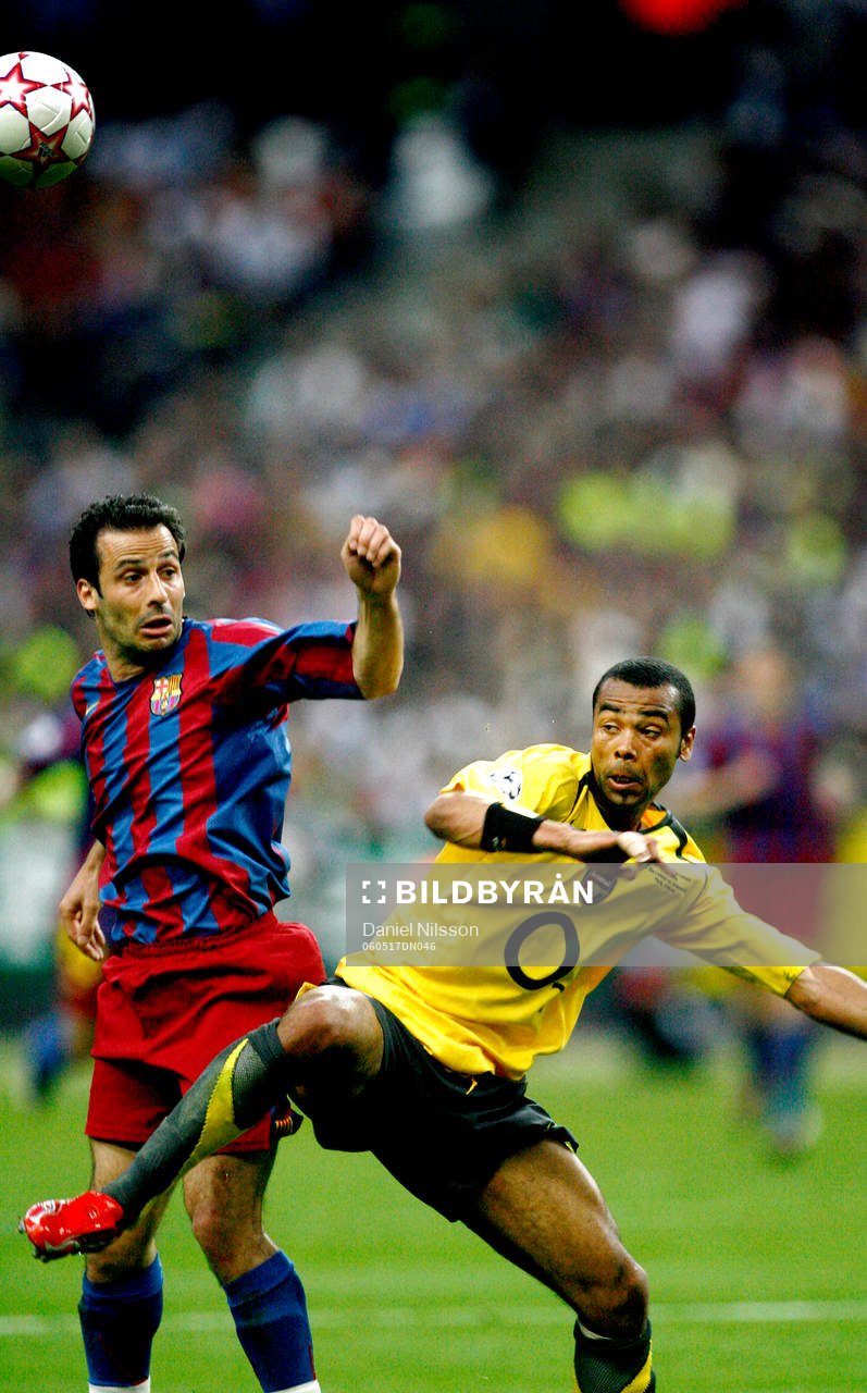 Giuly,  Barcelona och Ashley Cole, Arsenal