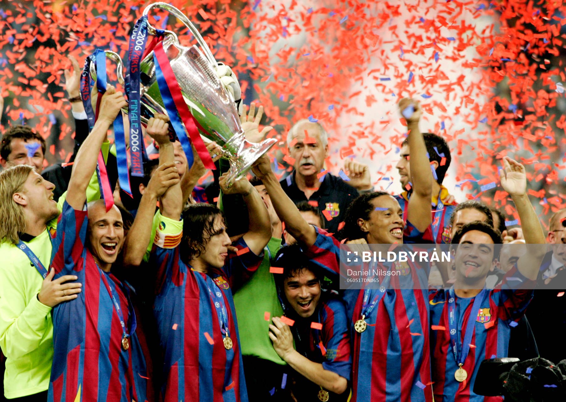 Henrik Larsson, Carles Puyol, Deco, Ronaldinho, jubel med