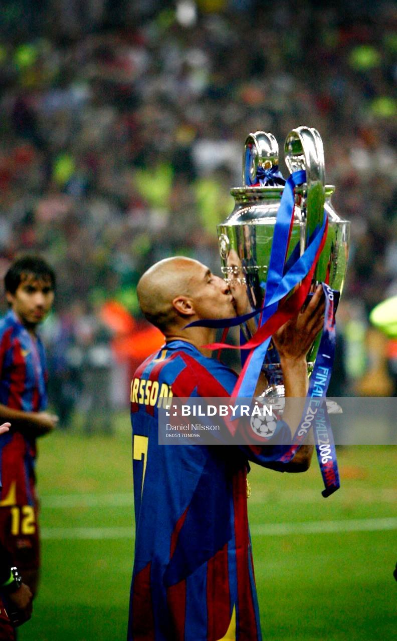 Henrik Larsson, Chamions League mästare med Barcelona.