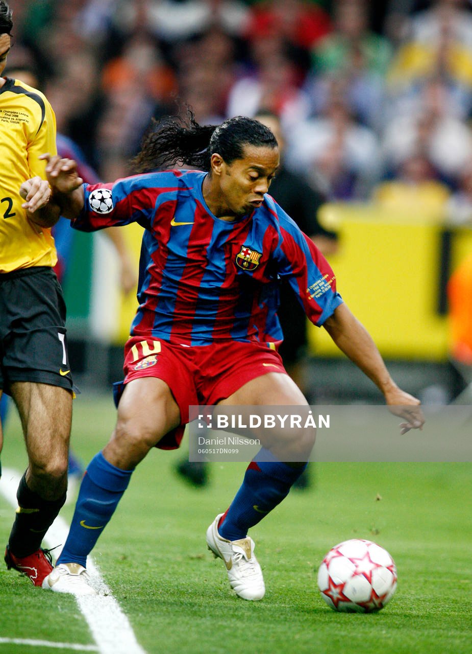 Ronaldinho, Barcelona