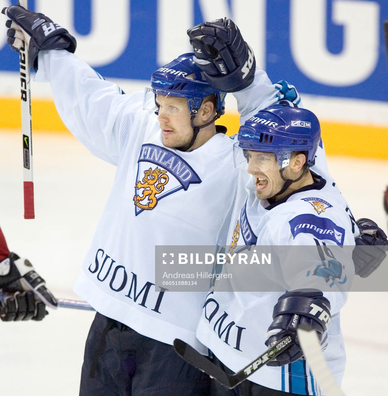 Olli Jokinen och Ville Peltonen, Finland (Jubel)