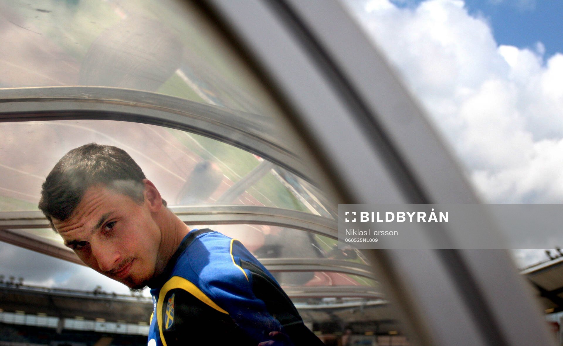 Fotboll, landskamp, Sverige-Finland: zLATAN iBRAHIMOVIC, sVERIGE SATT P≈ BƒNKEN HELA MATCHEN.