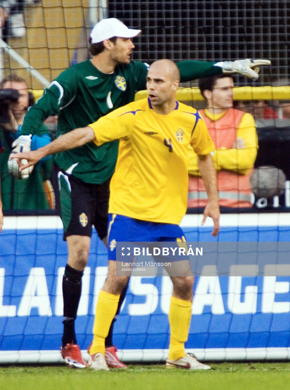 Andreas Isaksson (Målvakt) och Teddy Lucic