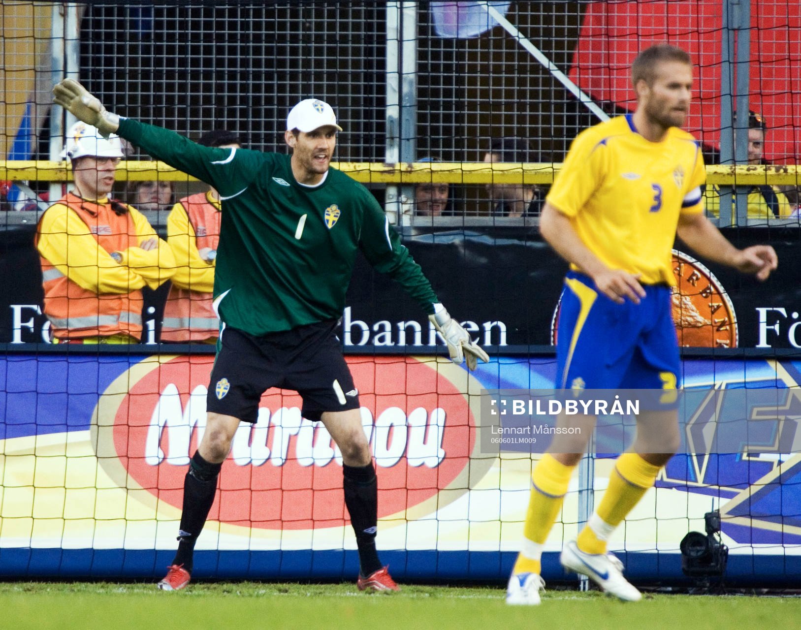 Andreas Isaksson (Målvakt) och Olof Mellberg