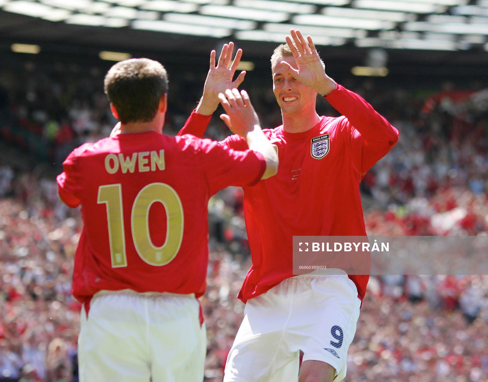 Michael Owen och Peter Crouch, jubel