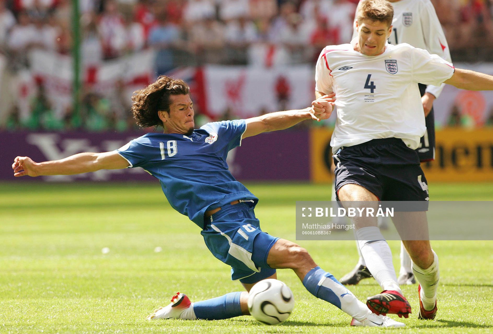 Steven Gerrard,  England och Nelson Valdez, Paraguay
