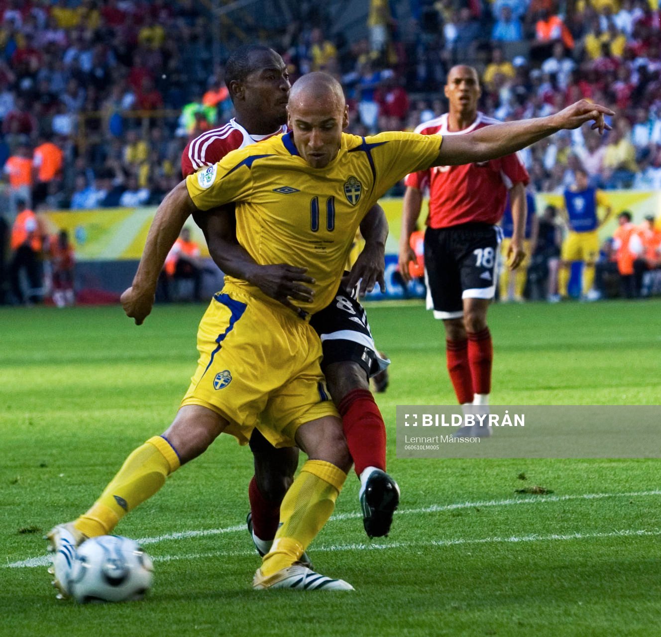 Henrik Larsson, Sverige