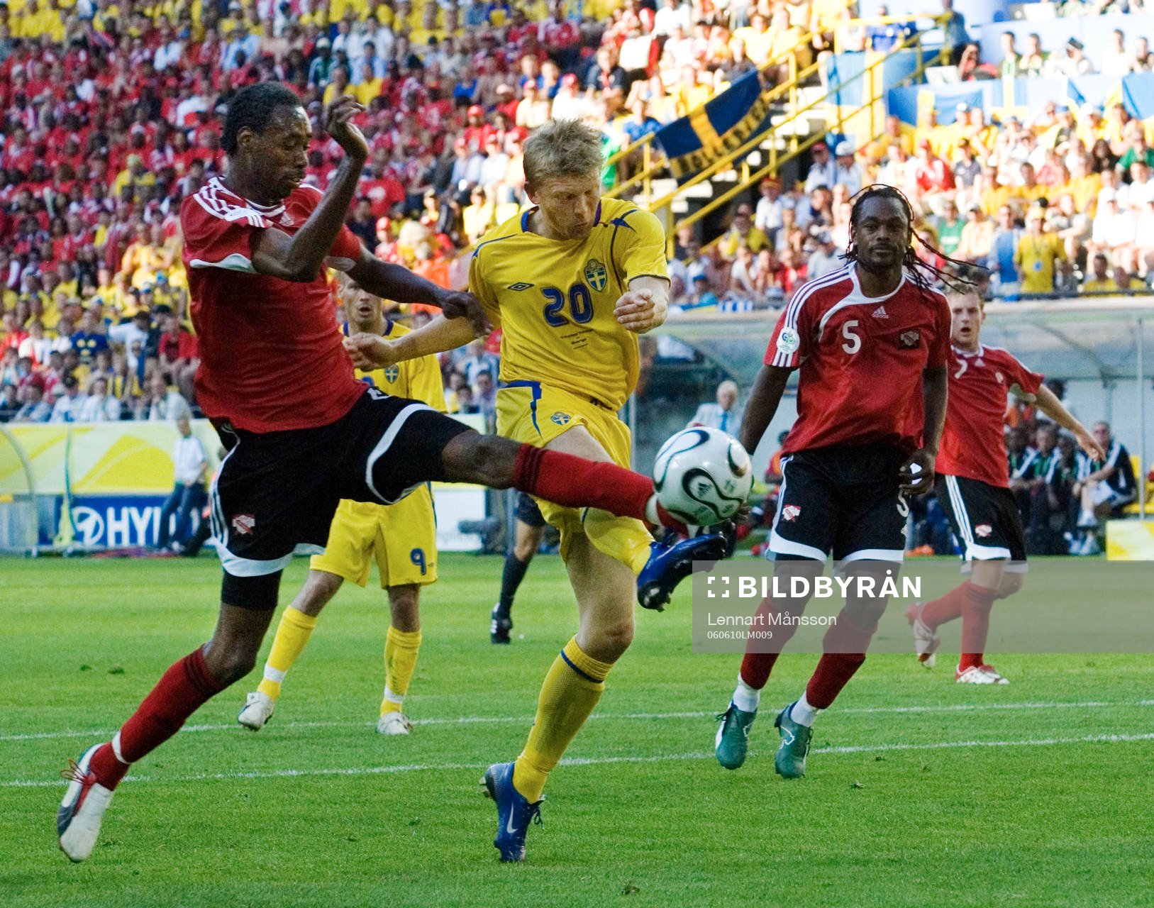 Marcus Allbäck, Sverige