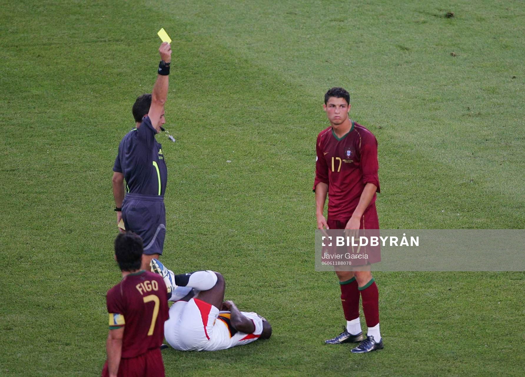 Cristiano Ronaldo, Portugal (Gult Kort, Varning)