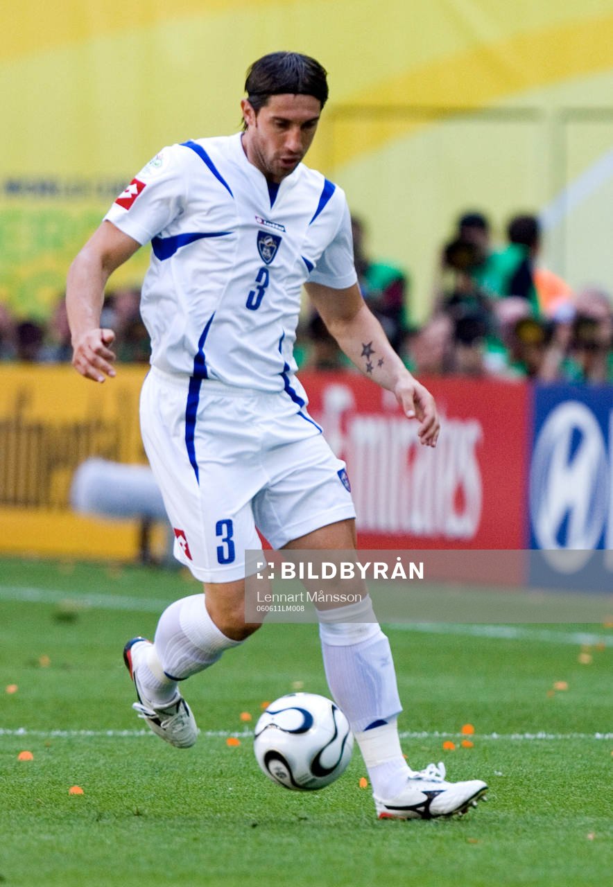 Ivica Dragutinovic, Serbien och Montenegro