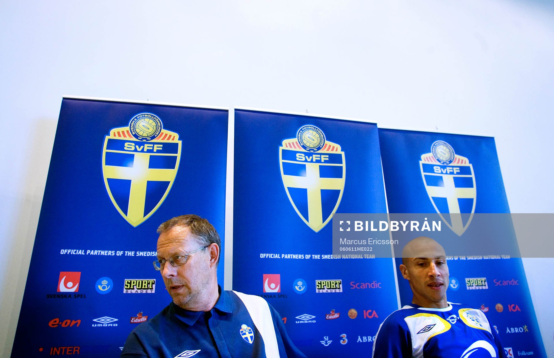 Lars Lagerbäck, förbundskapten och Henrik Larsson