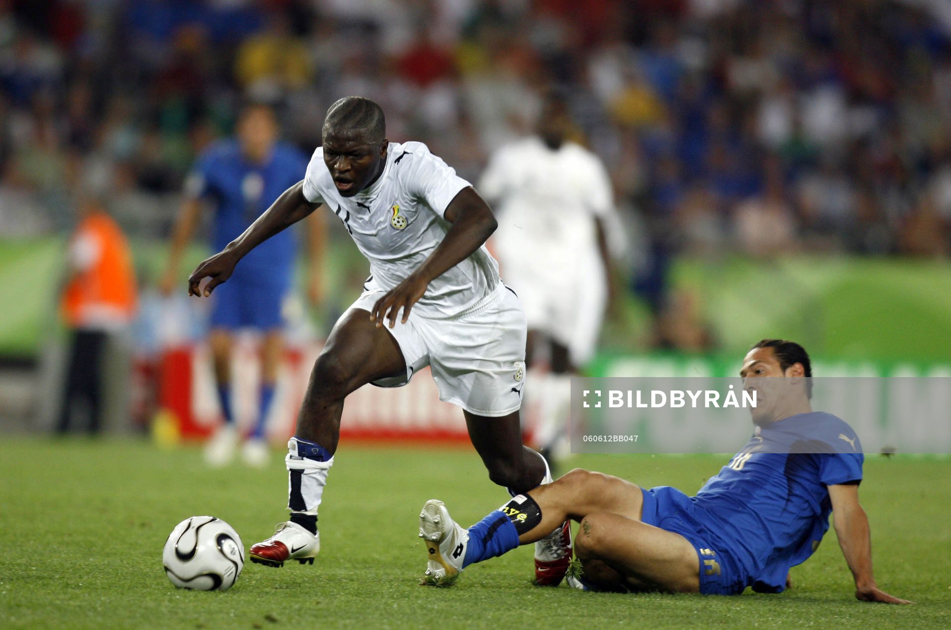 Sulley Ali Muntari, Ghana och Mauro Camoranesi, Italien