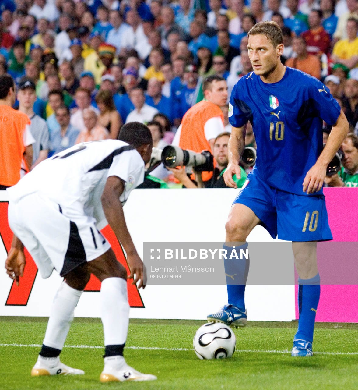 Fransesco Totti, Italien utmanar