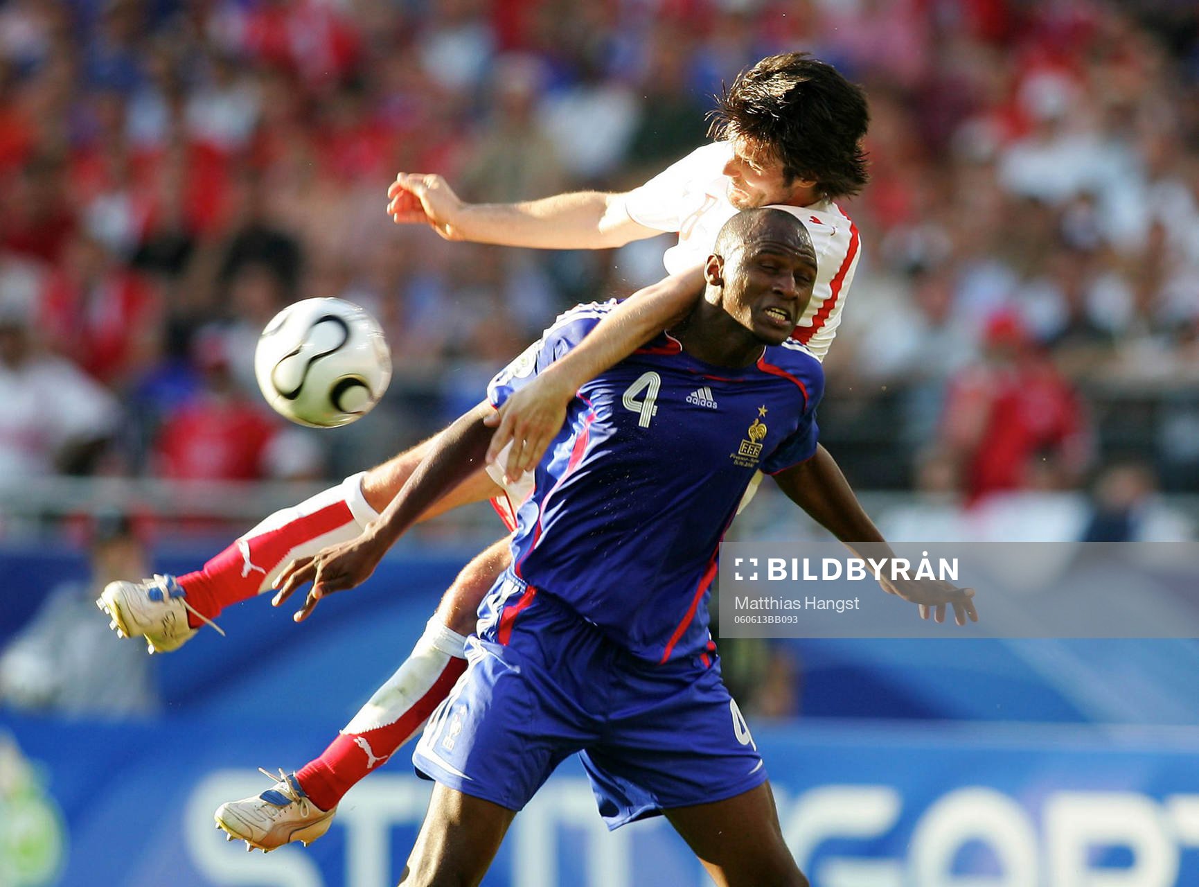 Raphael Wicky, Schweiz och Patrick Vieira, Frankrike