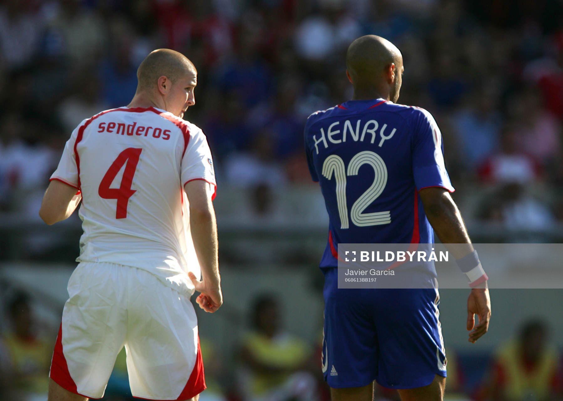 Thierry Henry, Frankrike och Philippe Senderos, Schweiz