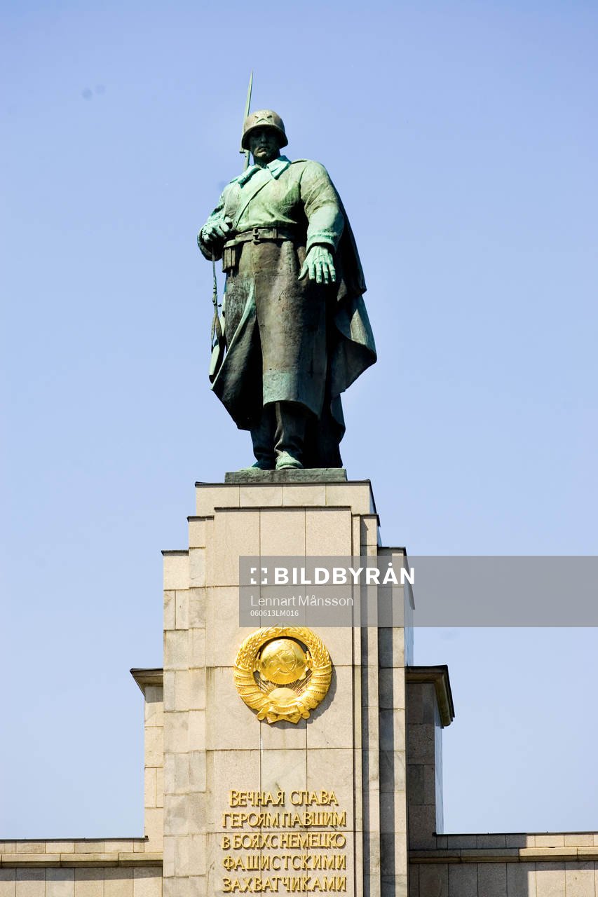 Staty, monument