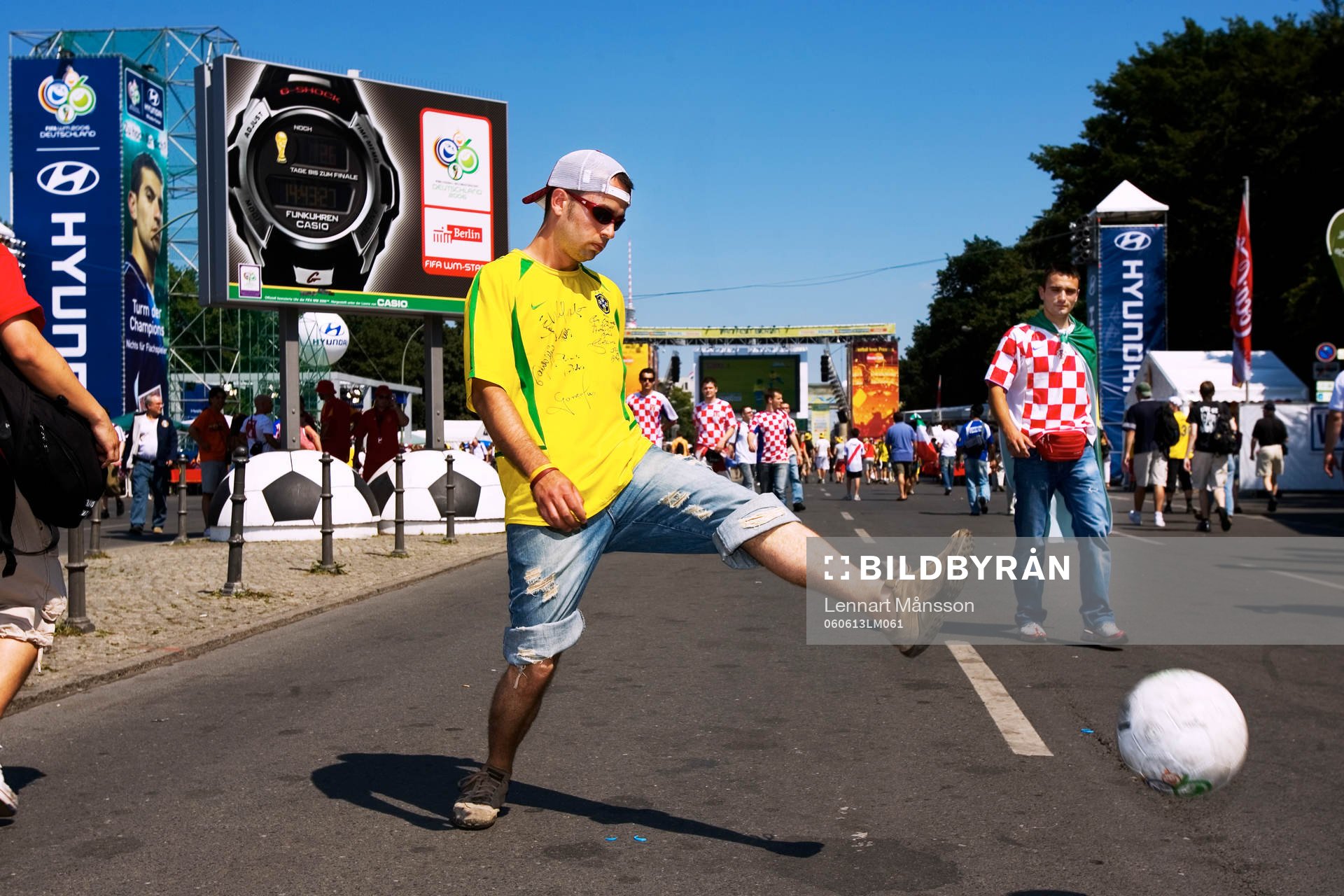 Fan, supporter, , kicka boll