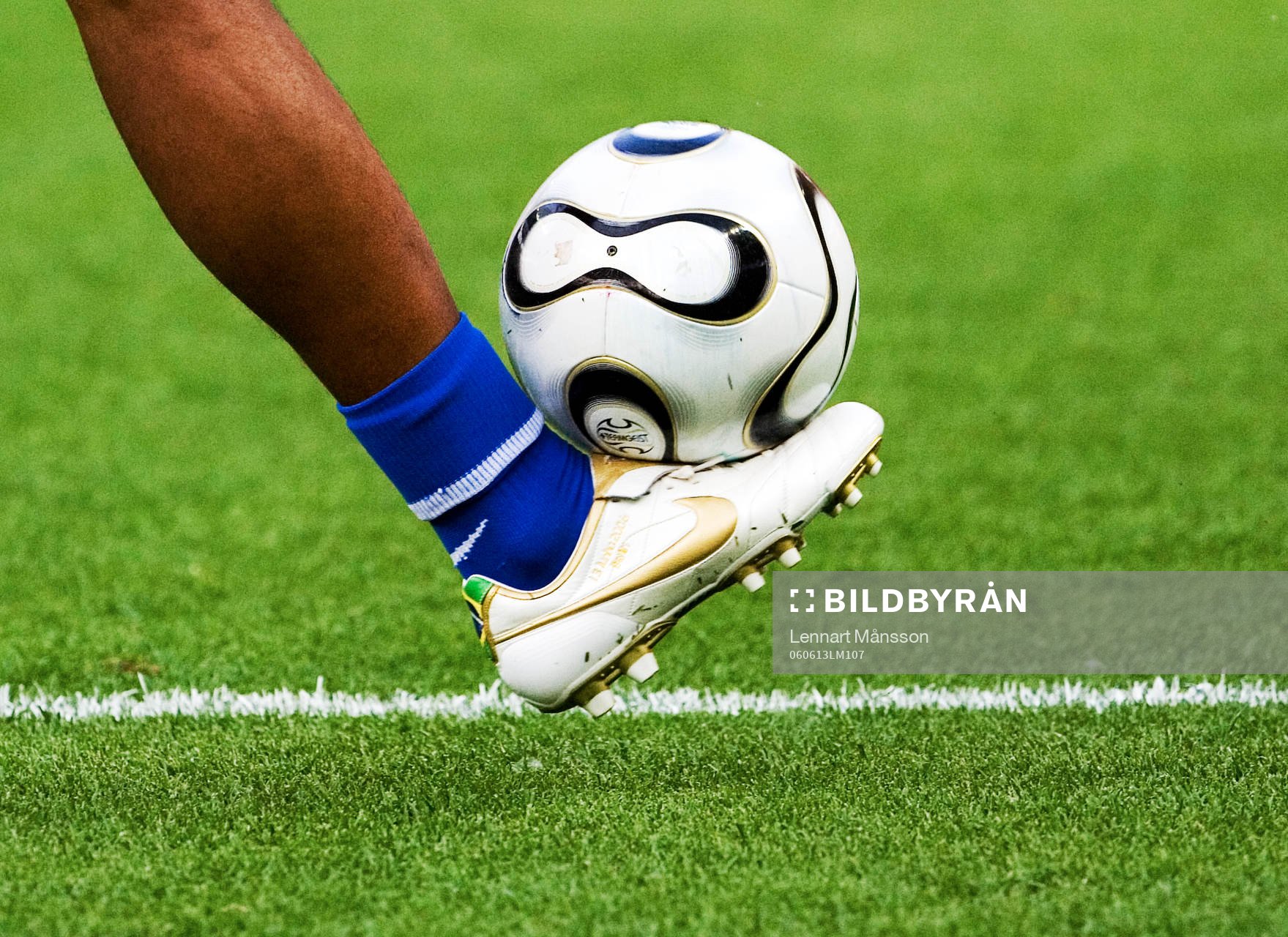 Ronaldinho, Brasilien, med sina magiska fötter. Genre, boll