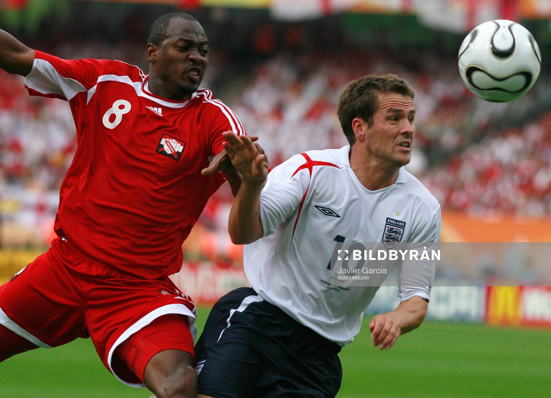 Michael Owen, England och Cyd Gray, Trinidad