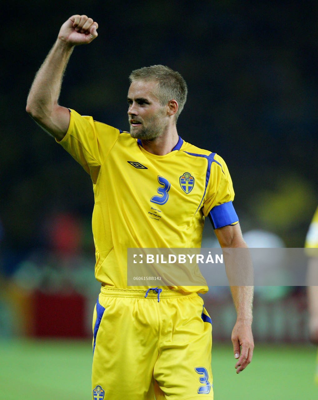 jubel: Olof Mellberg, Sverige