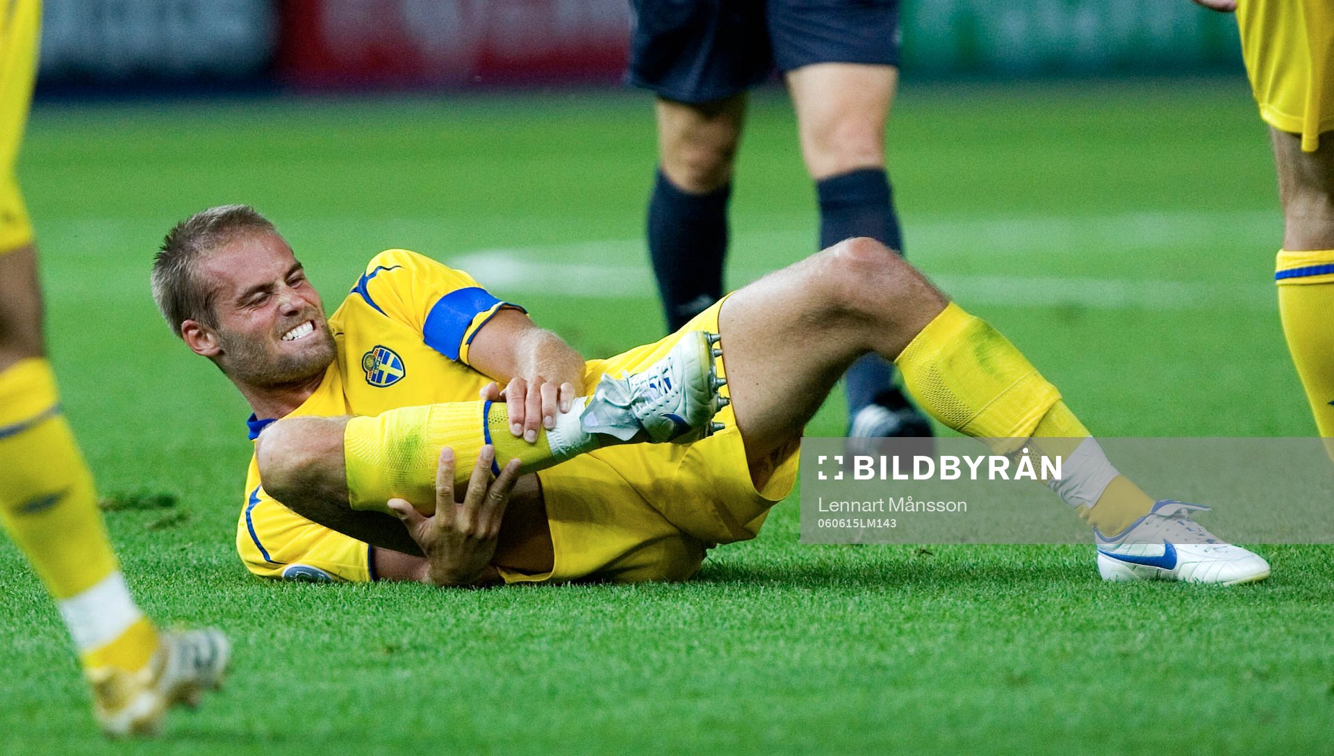 Olof Mellberg. Skada, smärta