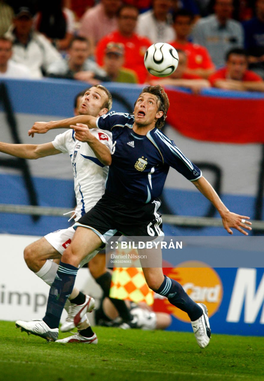 Gabriel Heinze, Argentina och Danijel Ljuboja,