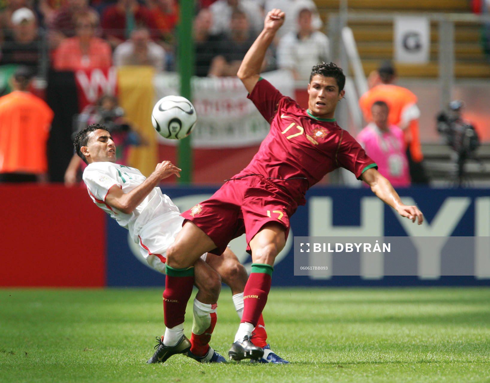 Cristiano Ronaldo, Portugal och Hossein Kaabi, Iran