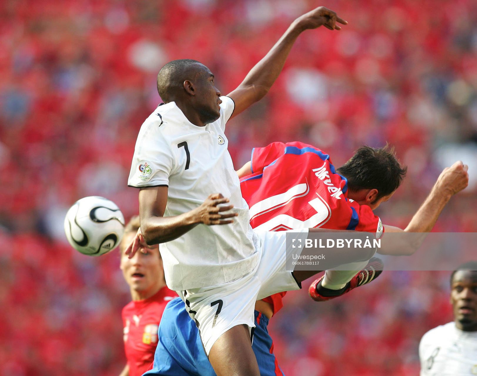 lliasu Shilla, Ghana och Vratislav Lokvenc, Tjeckien