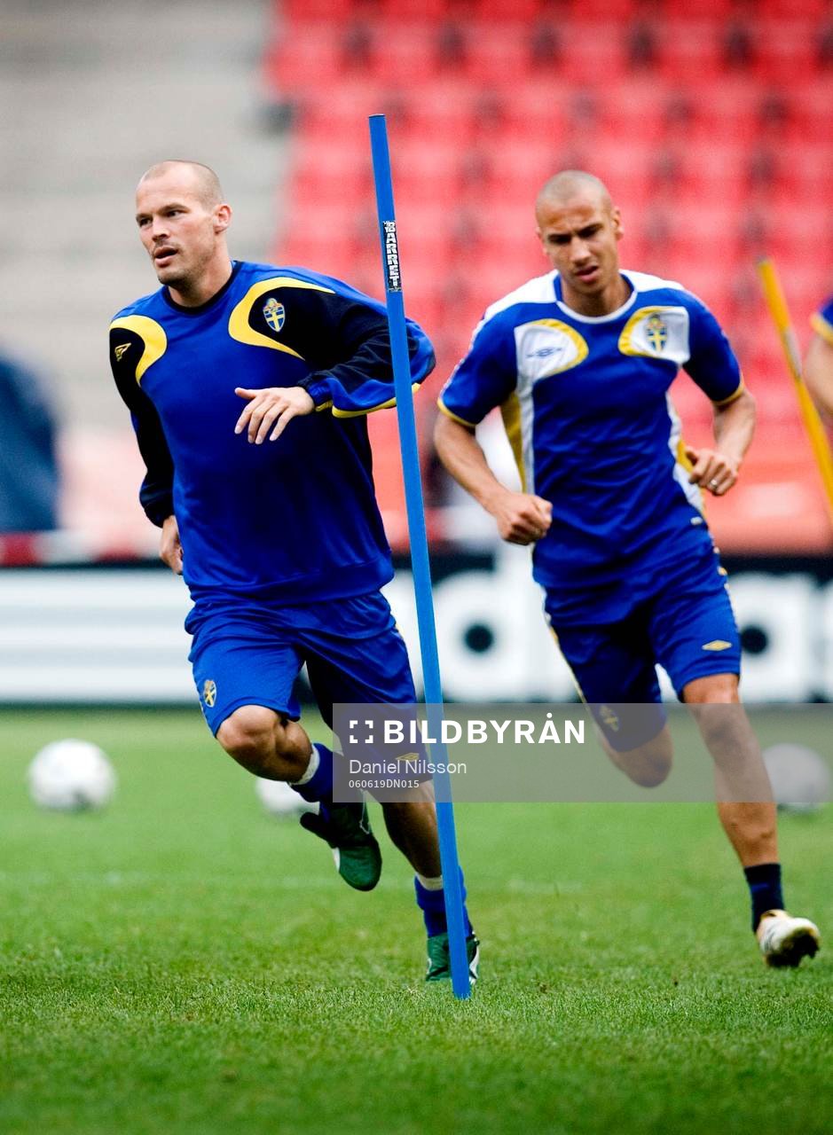 Fredrik Ljungberg och Henrik Larsson, Sverige