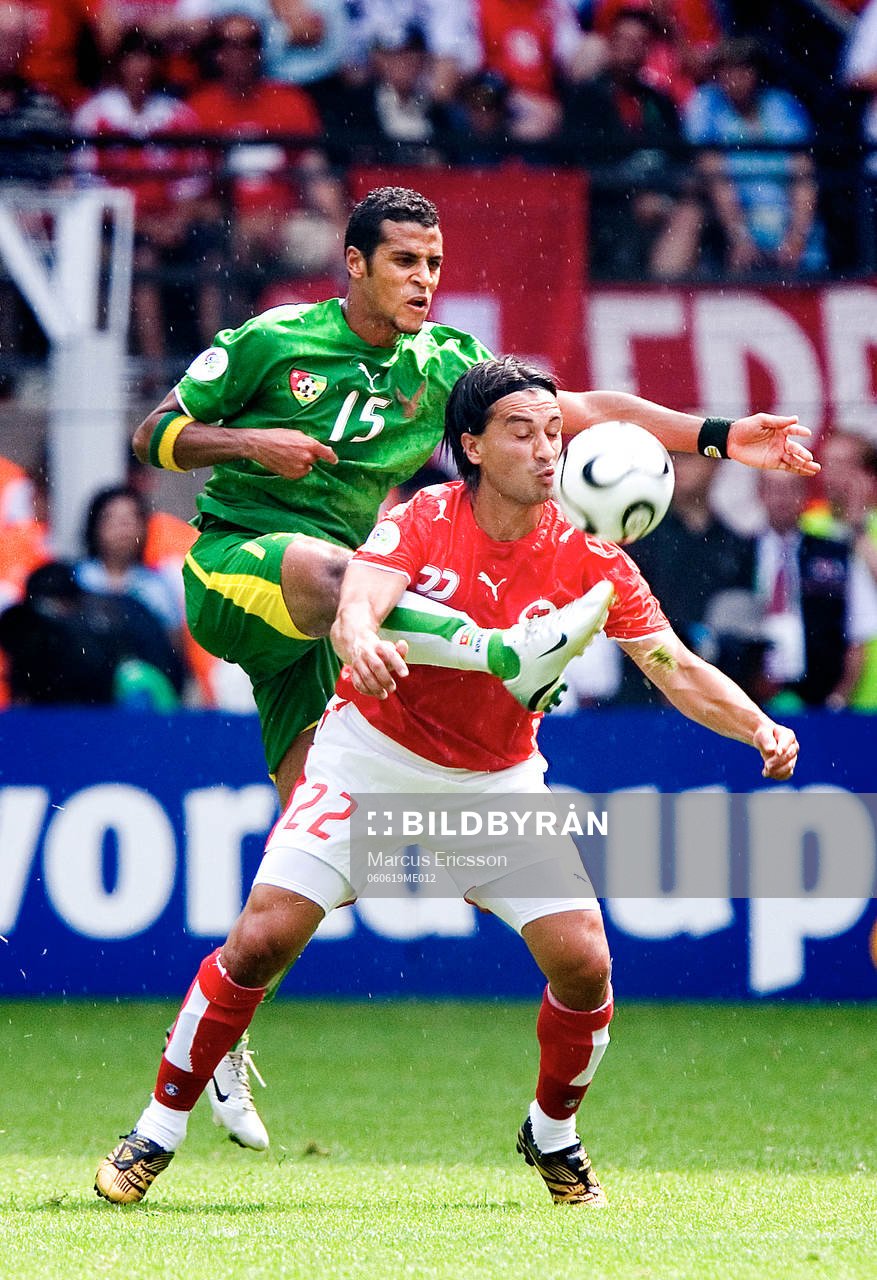 Alaixys Romao, Paraguay och Hakan Yakin, Schweiz
