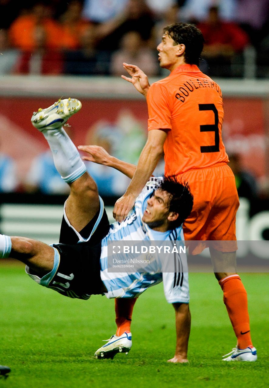 Oscar Tevez, Argentina och Khalid Boulahrouz, Holland