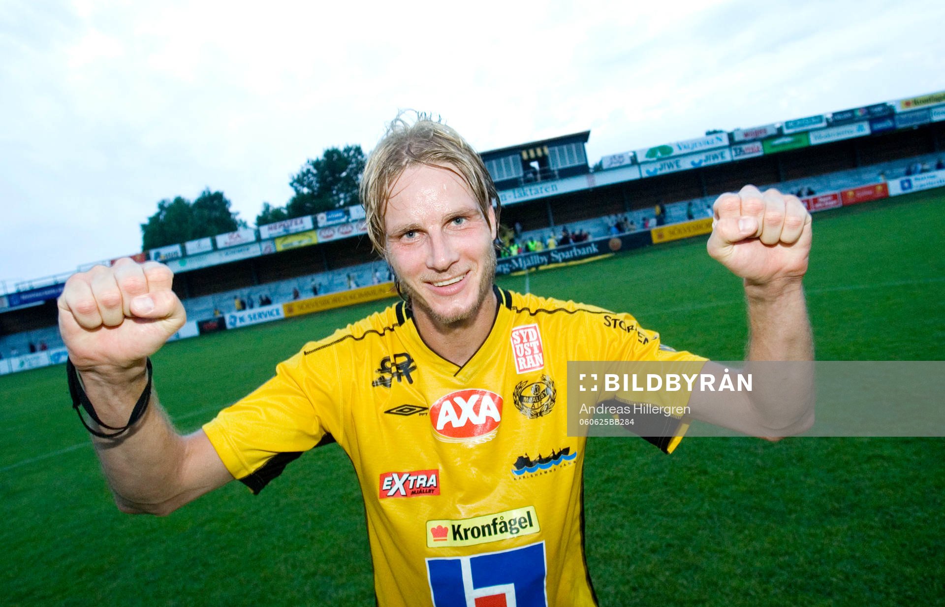 Simon Sjöfors, jubel