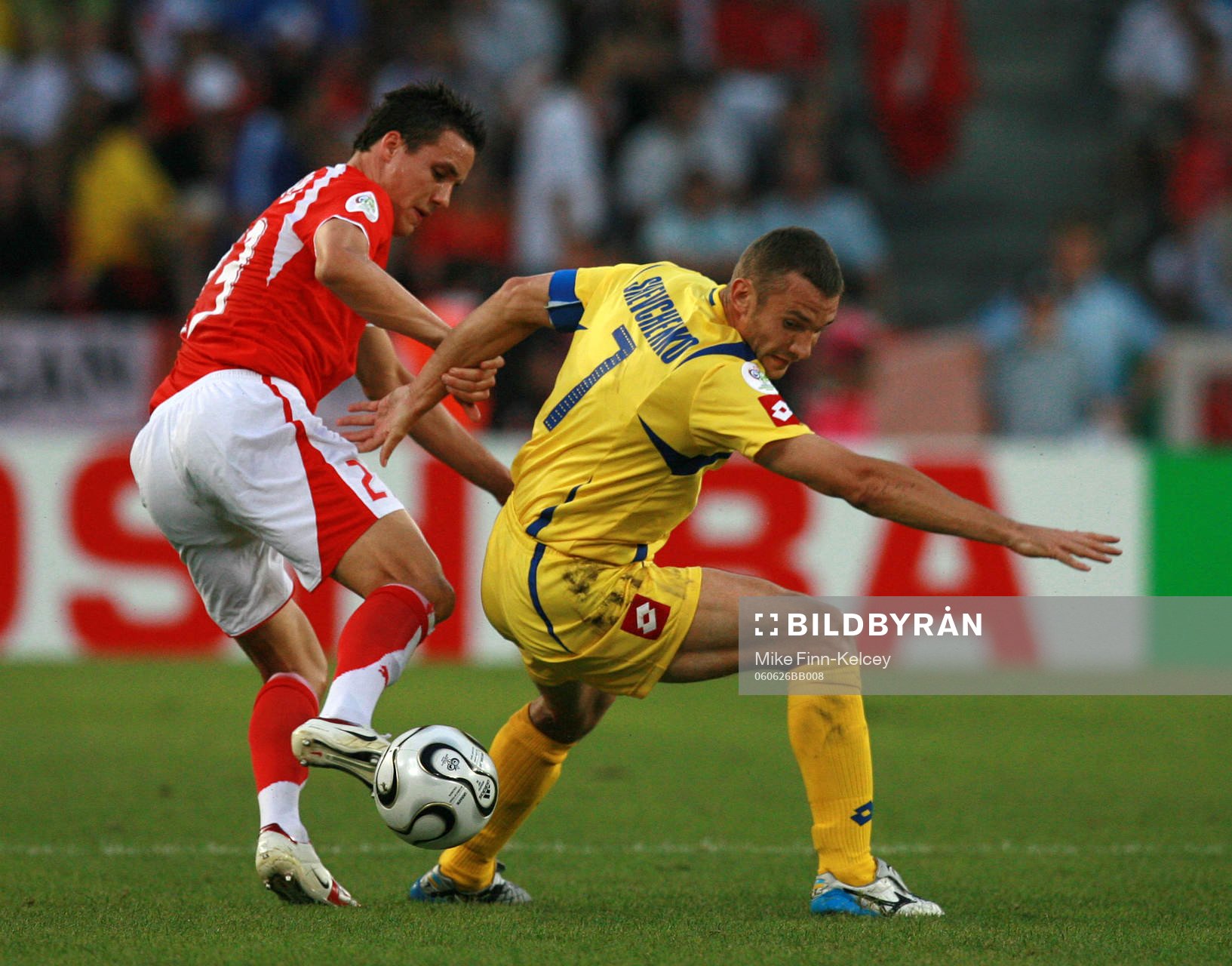 Andrej Shevchenko, Ukraina och Philipp Degen, Schweiz