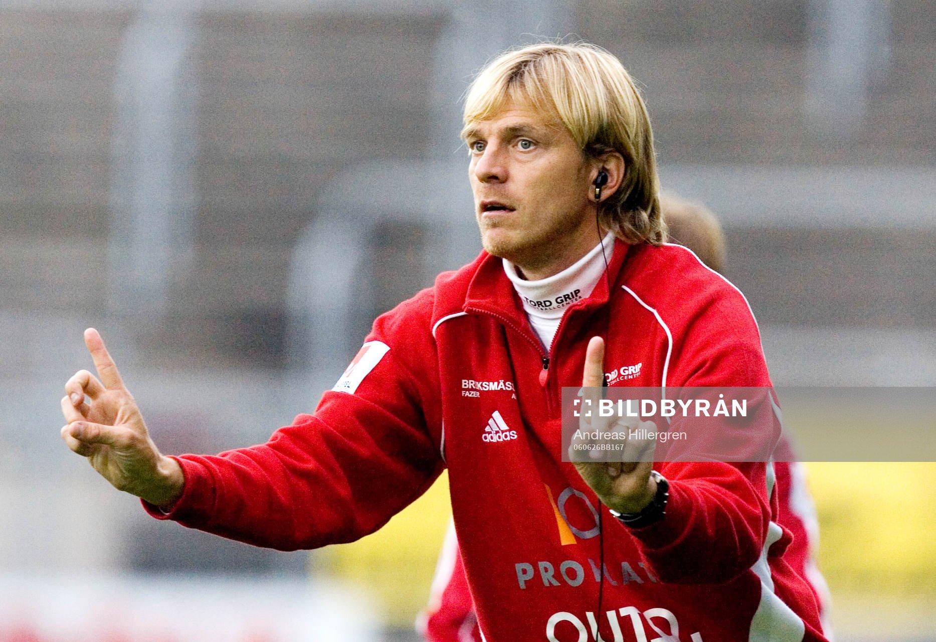 Degerfors tränare Tony Gustavsson, mycket engagerad i