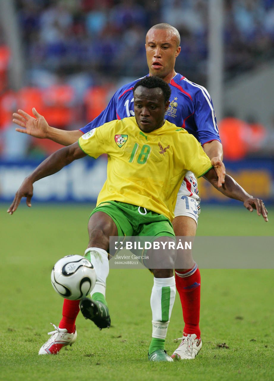  Mikael Silvestre, Frankrike och Yao Junior Senaya, Togo